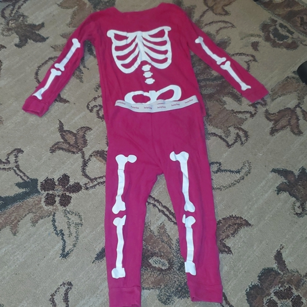 Girl's Halloween Skeleton Pajamas